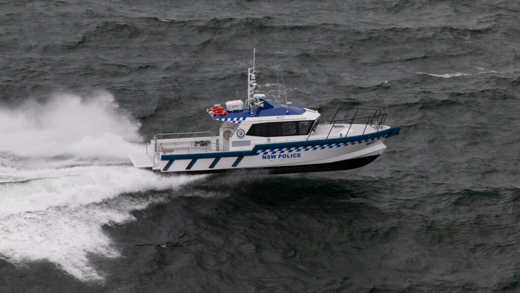 12 M IPS-4085